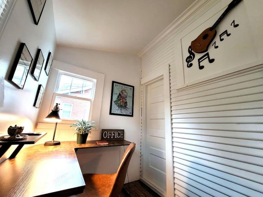 Apple Hill Bungalow, Family And Pet Friendly! Bristol Buitenkant foto